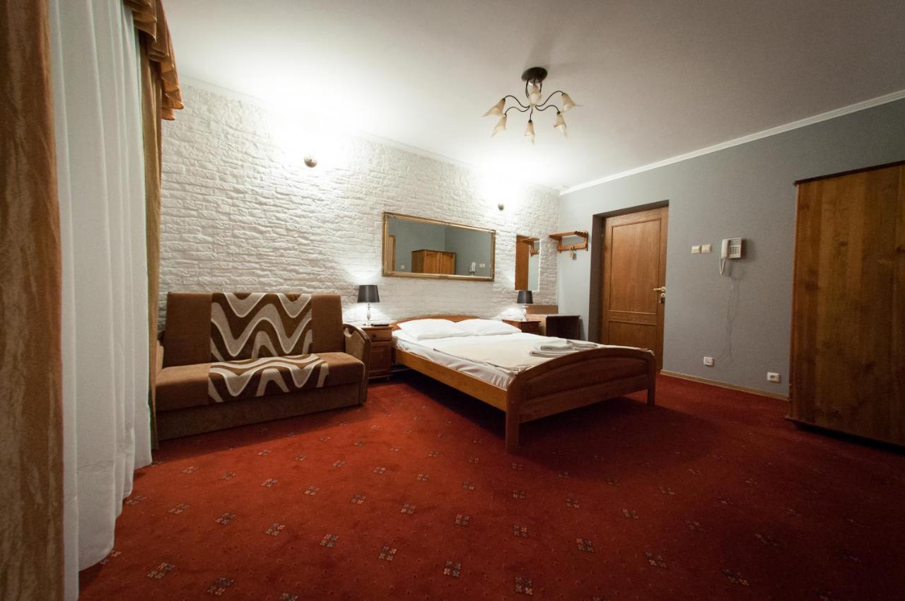 Secession Hotel Leczna Exteriér fotografie